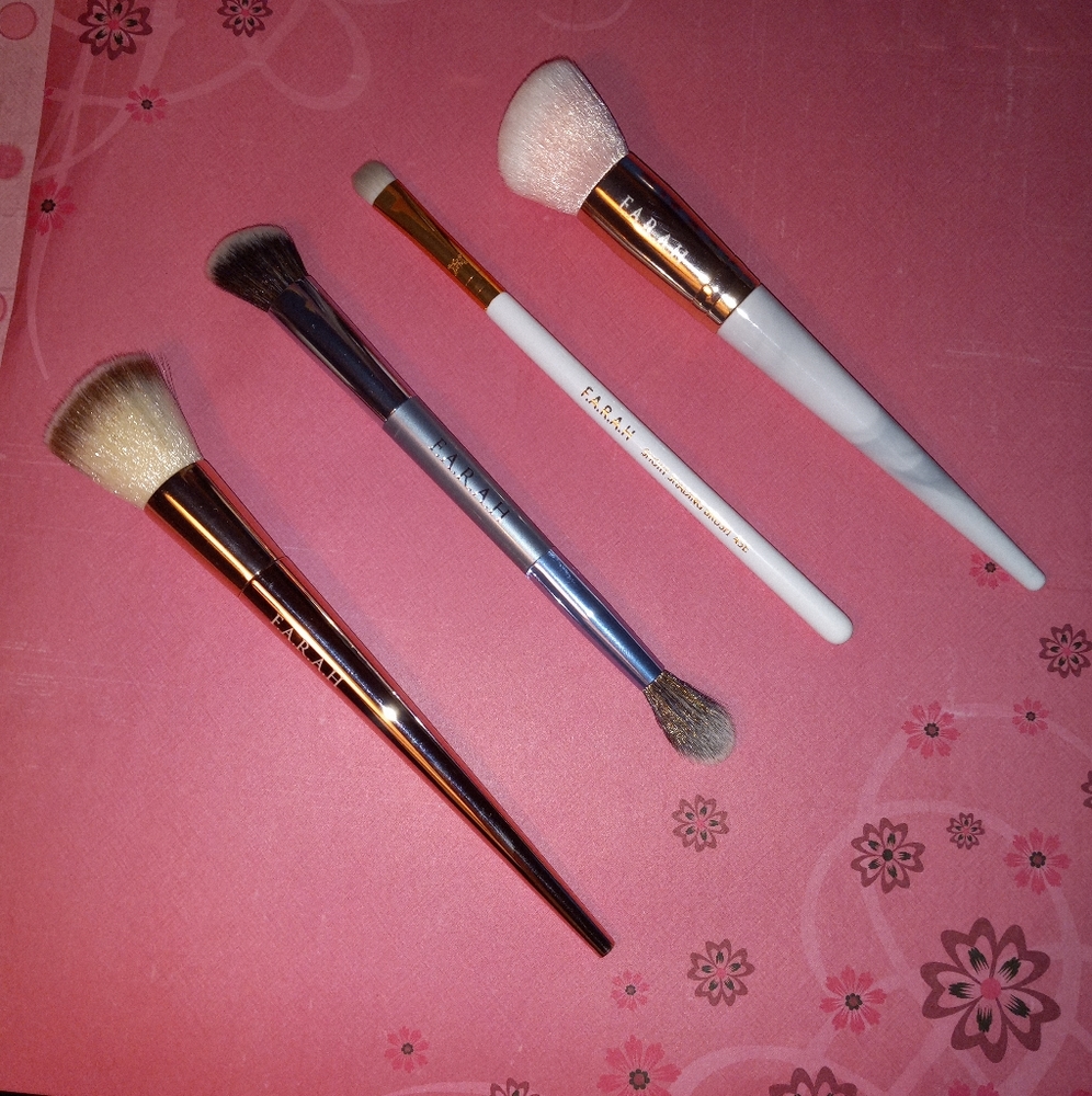 4 FARAH brushes